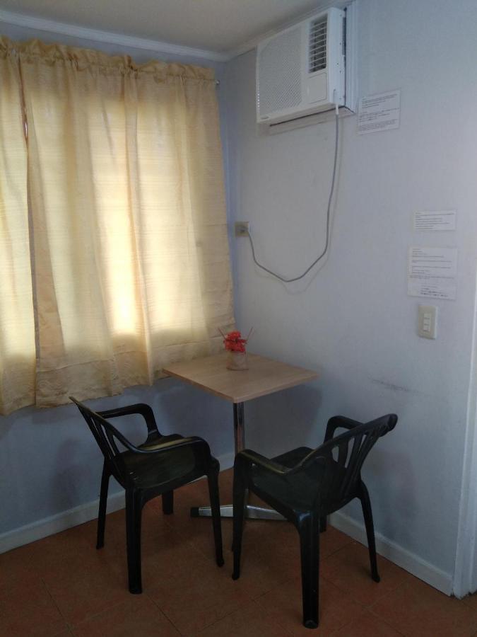 The Terrace Room Paranaque City Exterior foto